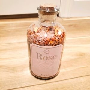 NWOT Belle Maison Rose Bath Sales